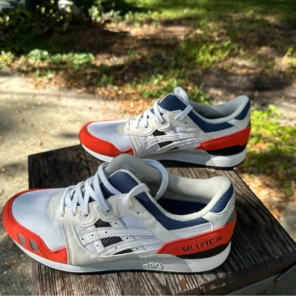ASICS Gel Lyte III White, Orange, & Blue Sneakers - Picture 2 of 6